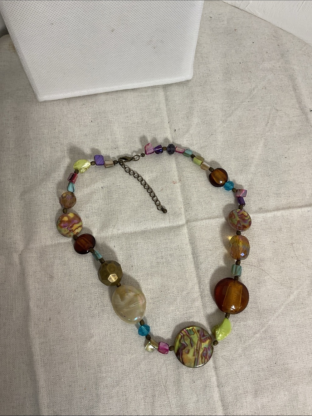 Chico’s Chunky Mixed Media Beaded Necklace Shell Agate Resin Statement Boho